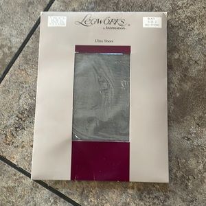 Legworks by Inspiration sheer stockings size 2 NWT